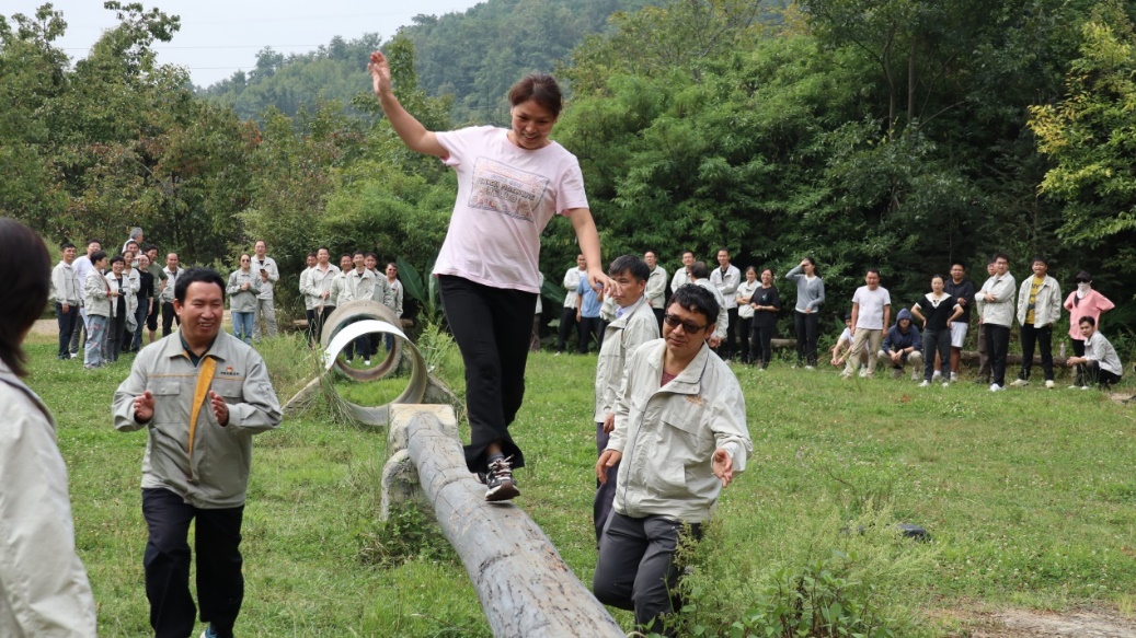 C:\Users\Administrator\Desktop\ÔÆÄÏÔº¹úÇì\5.2ÔÆÄÏÔº½¨¹ú75ÖÜÄ깤»á»î¶¯.JPG C:\Users\Administrator\Desktop\ÔÆÄÏÔº¹úÇì\5.2ÔÆÄÏÔº½¨¹ú75ÖÜÄ깤»á»î¶¯.JPG